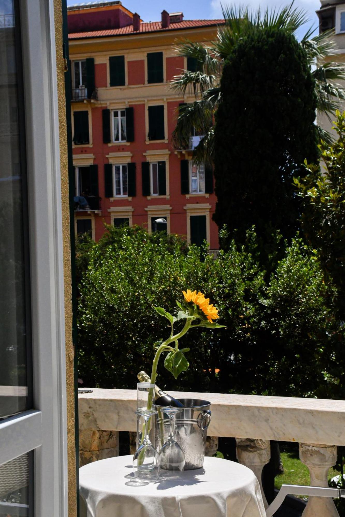 Hotel Le Palme Varazze Exterior foto